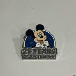 2025 Walt Disney World New Hidden Mickey Mickey Mouse 25 Years Of Pin Trading‎